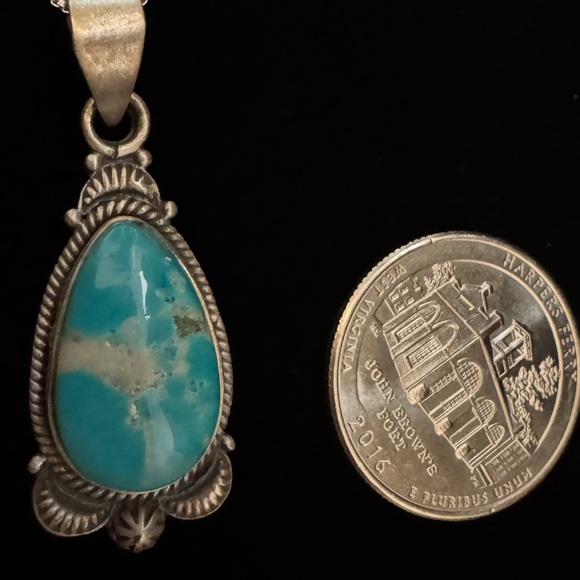 Sterling Silver Teardrop Native American kingman Turquoise Pendant Necklace - Picture 4 of 5